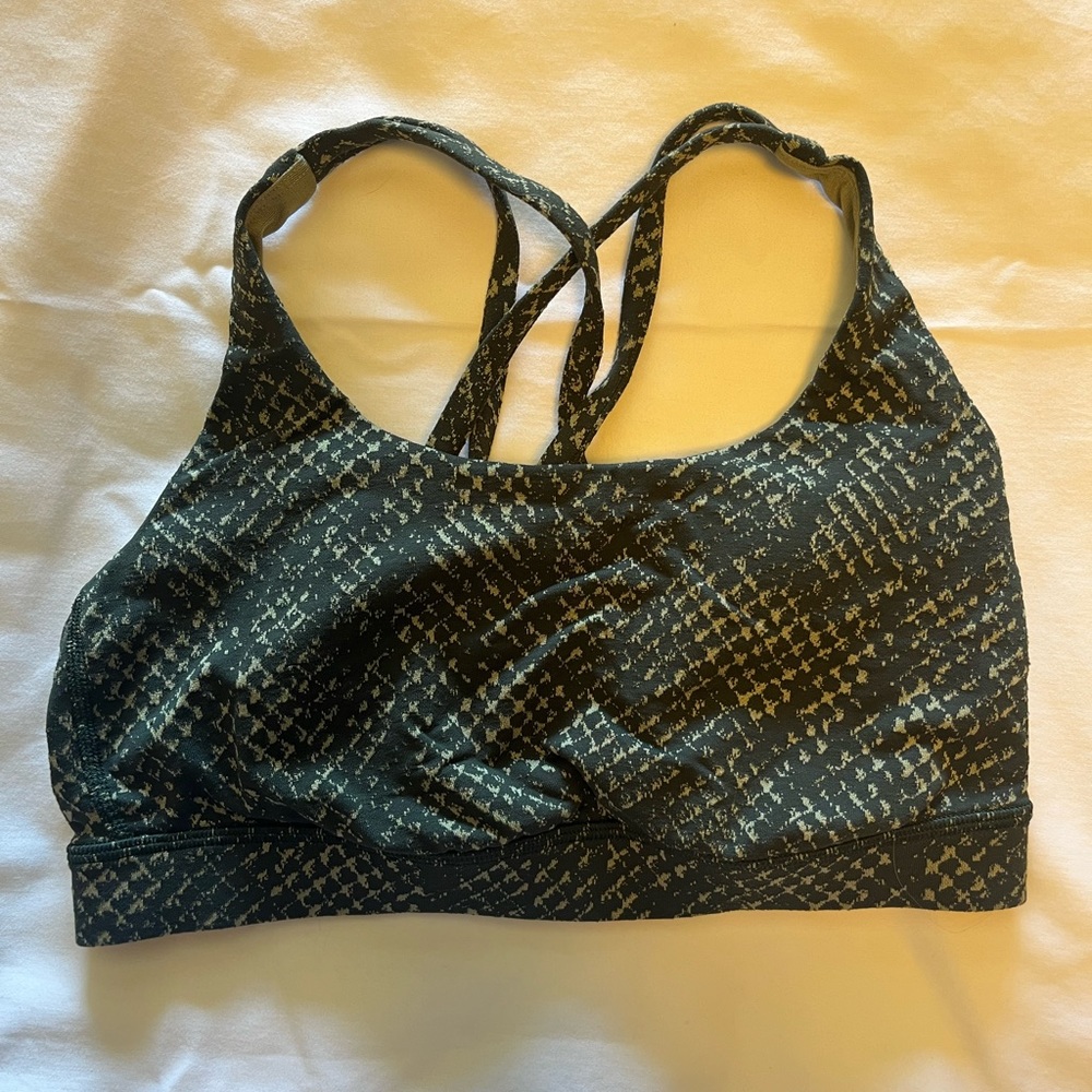 Lululemon energy bra, snake pattern green, size 4